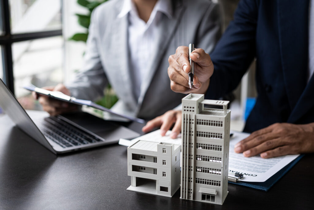 lott and gaylor Estero, FL, condo insurance